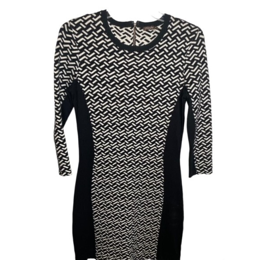 J‎ McLaughlin Geometric Print Black and white Sweater Dress size X-Small EUC